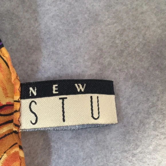 New York Studio 100% Silk Scarf - Picture 10 of 13